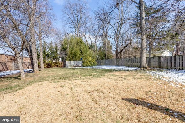 202 GLEN AVE SW, Vienna, VA 22180