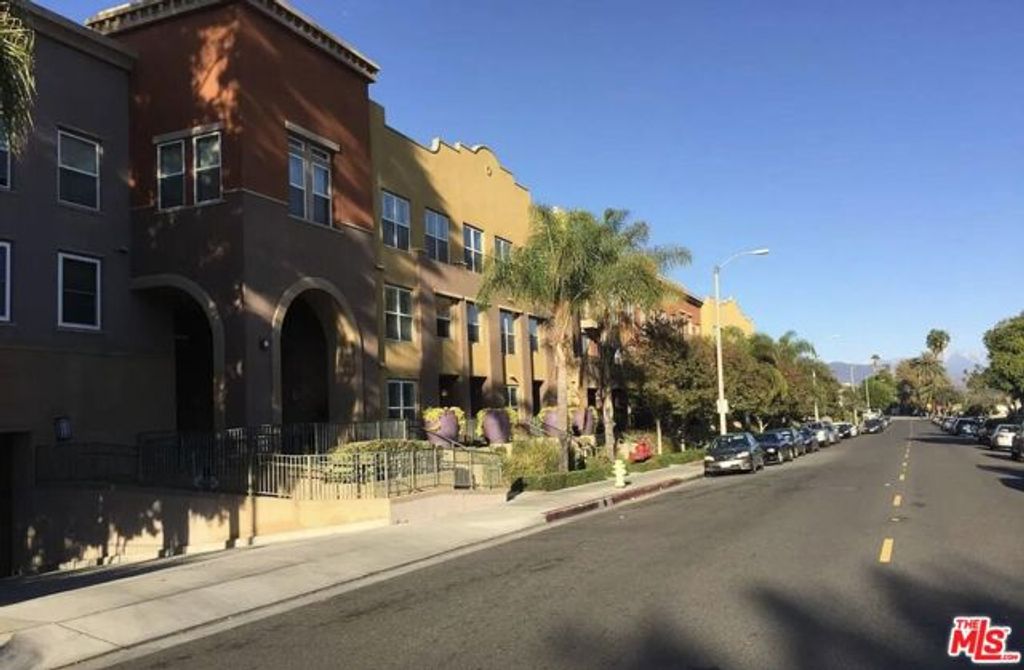 68 E Bay State Street 1H, Alhambra, CA 91801
