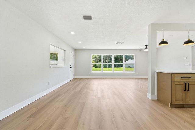 206 MARGARITA ROAD, Debary, FL 32713