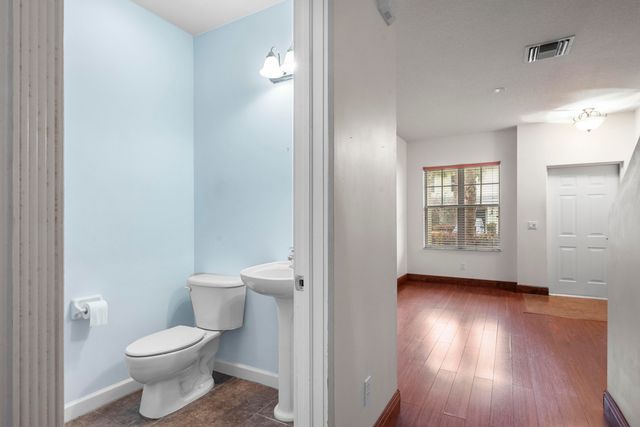 2545 Creekside Drive, Fort Pierce, FL 34981