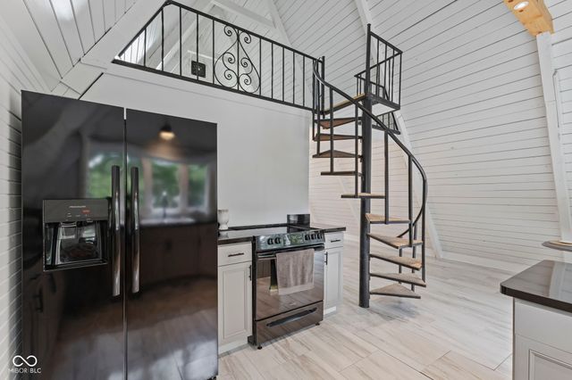 5801 Paradise Drive, Martinsville, IN 46151