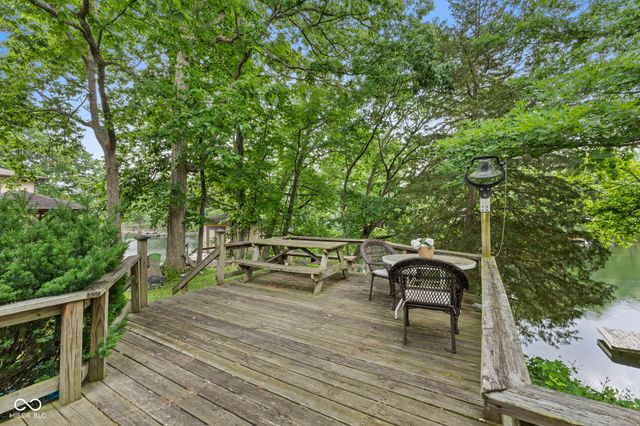 5801 Paradise Drive, Martinsville, IN 46151