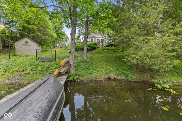 5801 Paradise Drive, Martinsville, IN 46151