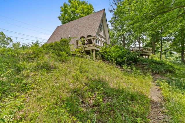 5801 Paradise Drive, Martinsville, IN 46151