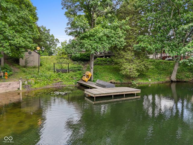 5801 Paradise Drive, Martinsville, IN 46151