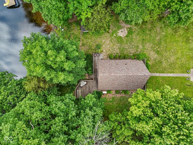 5801 Paradise Drive, Martinsville, IN 46151