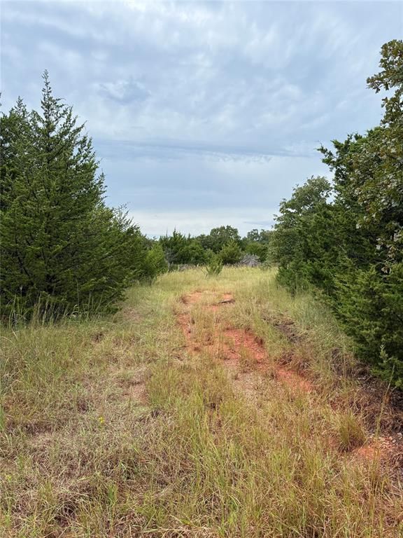 Image 11 of property listing at 850 E 850 Road, Chandler, OK 74834