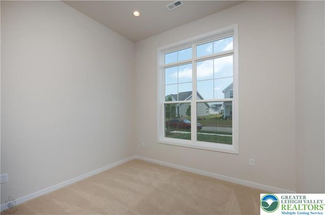 6847 Sycamore Drive, East Allen Twp, PA 18014