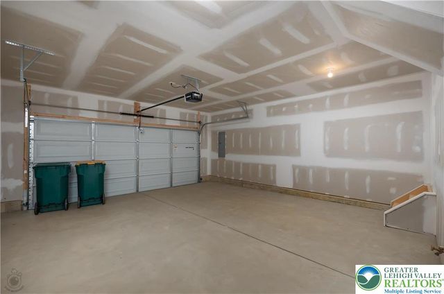 6847 Sycamore Drive, East Allen Twp, PA 18014