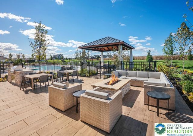 6847 Sycamore Drive, East Allen Twp, PA 18014