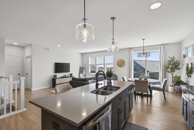 17842 Graphite Lane, Lakeville, MN 55044