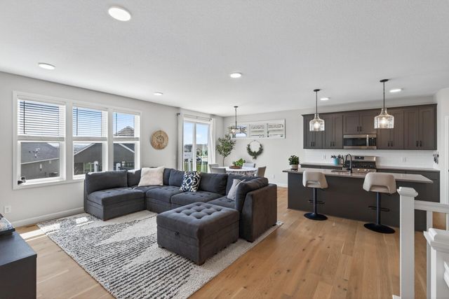 17842 Graphite Lane, Lakeville, MN 55044