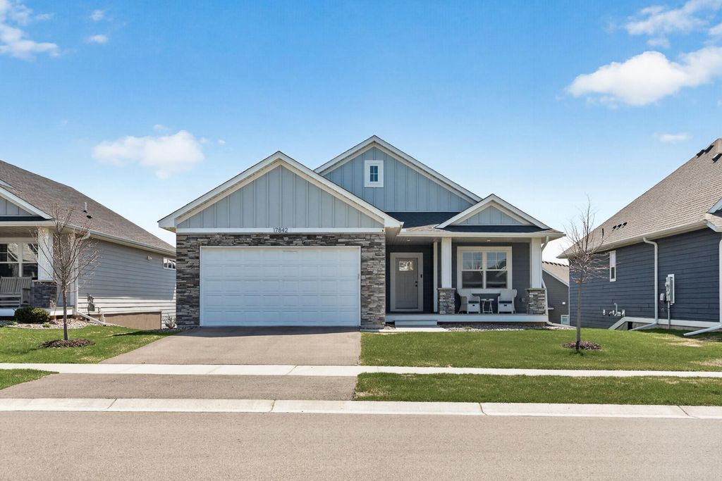17842 Graphite Lane, Lakeville, MN 55044
