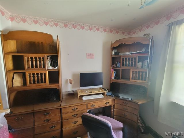 6082 Townline Road, Wheatfield, NY 14094