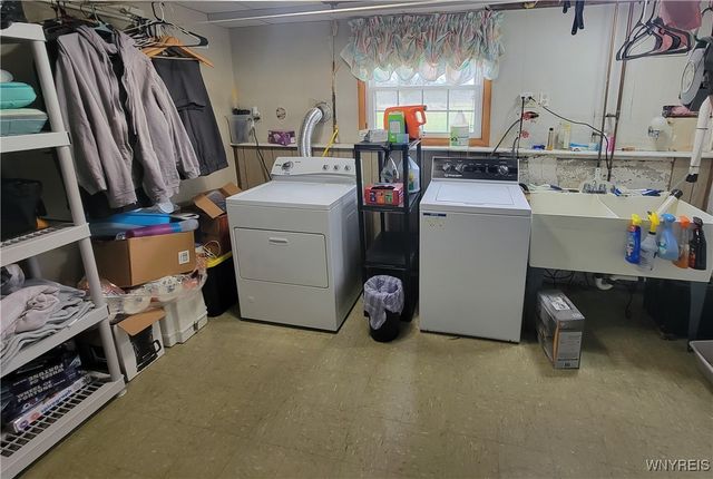 6082 Townline Road, Wheatfield, NY 14094