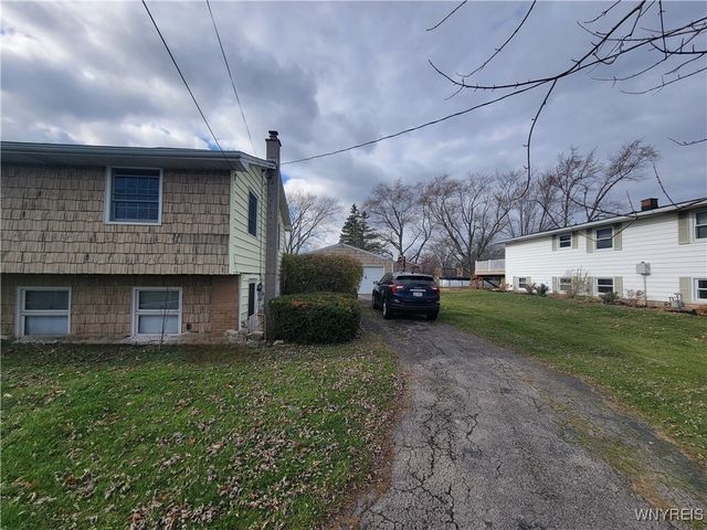 6082 Townline Road, Wheatfield, NY 14094