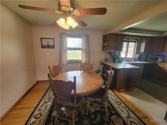 6082 Townline Road, Wheatfield, NY 14094