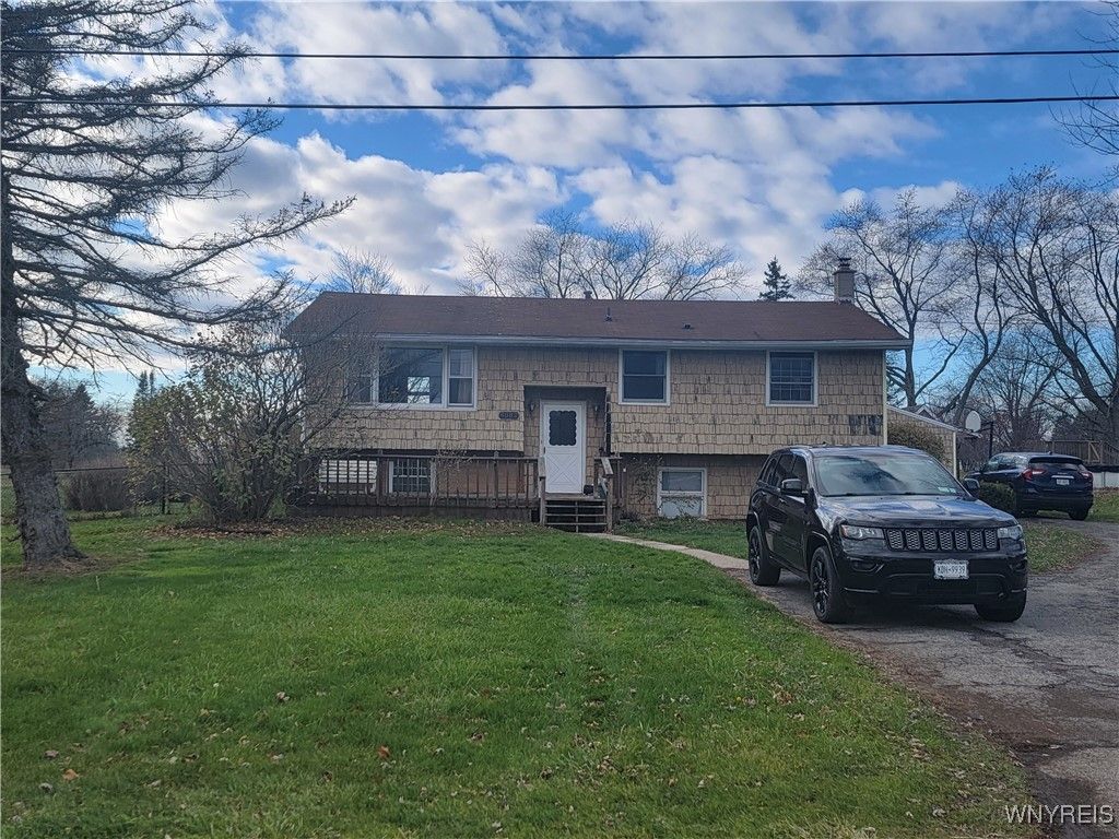 6082 Townline Road, Wheatfield, NY 14094