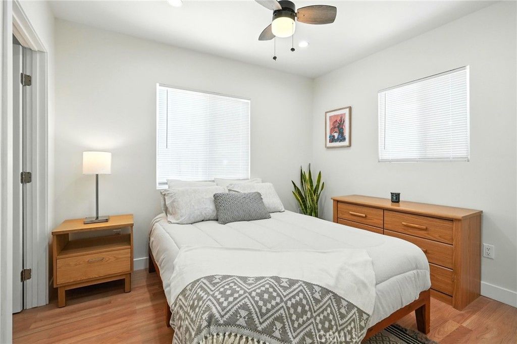 9221 Swinton Ave, North Hills, CA 91343