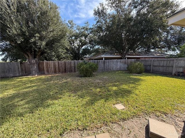 9018 N 22nd Lane, Mcallen, TX 78504