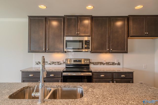 261 Fenrose Drive, Harvest, AL 35749
