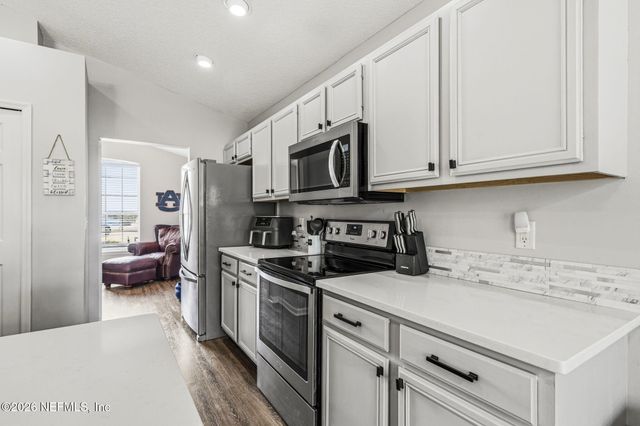 1634 HIGHLAND VIEW Court, Fleming Island, FL 32003