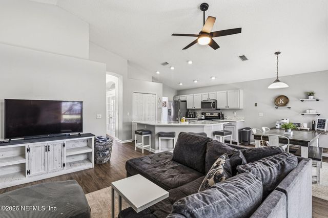 1634 HIGHLAND VIEW Court, Fleming Island, FL 32003