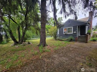 2500 S 208th Street, Seatac, WA 98198
