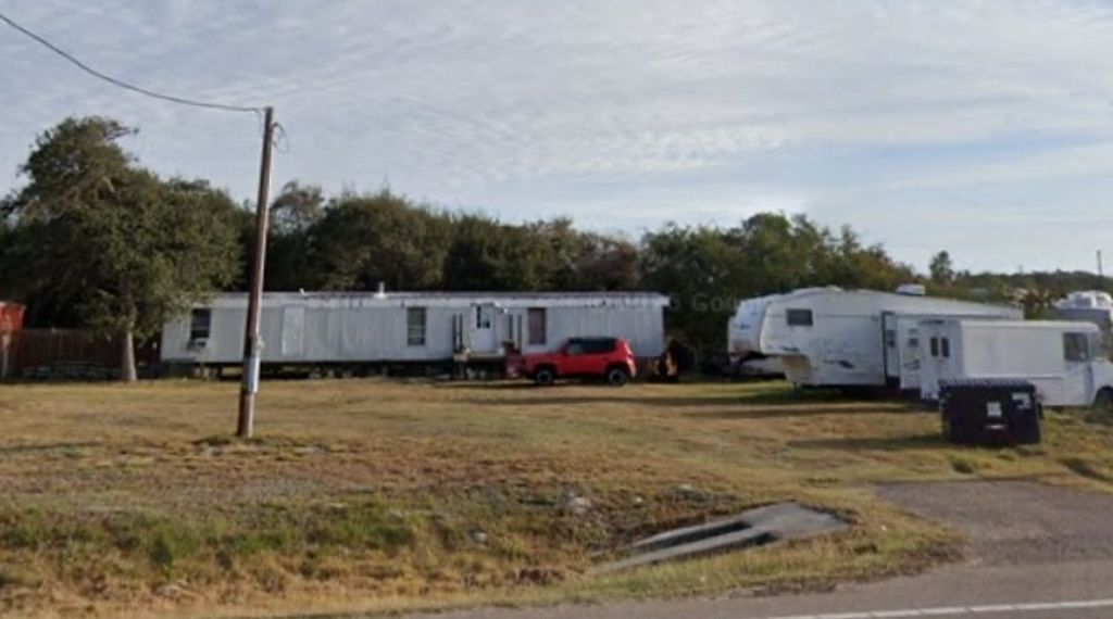 550 State Highway 188, Rockport, TX 78382