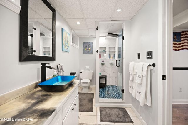 2407 Roddy Rd, Louisville, KY 40216