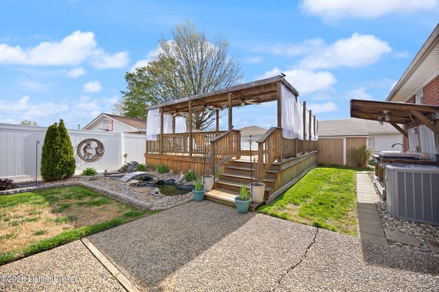 2407 Roddy Rd, Louisville, KY 40216