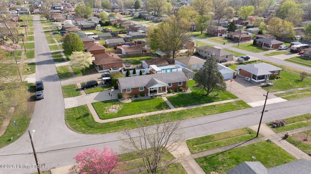 2407 Roddy Rd, Louisville, KY 40216