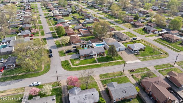 2407 Roddy Rd, Louisville, KY 40216