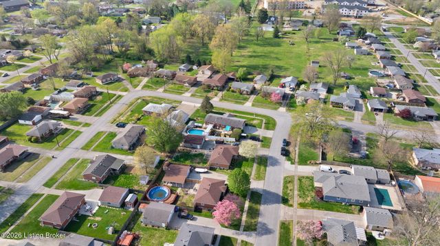 2407 Roddy Rd, Louisville, KY 40216