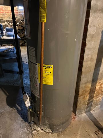 9 Bushnell Place, Norwich, CT 06360