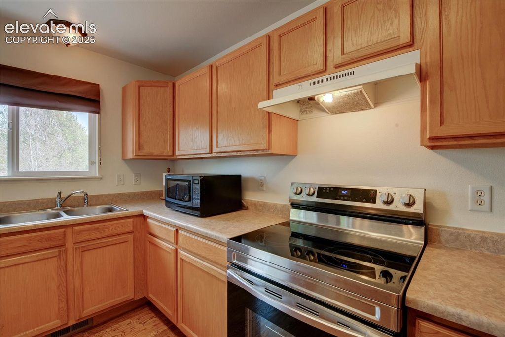 4958 Hawk Meadow Drive, Colorado Springs, CO 80916 — photo 2