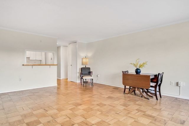 8 Whittier Place 4J, Boston, MA 02114