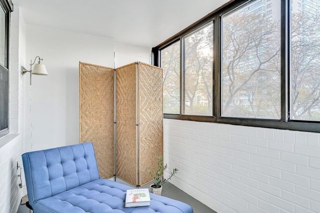 8 Whittier Place 4J, Boston, MA 02114