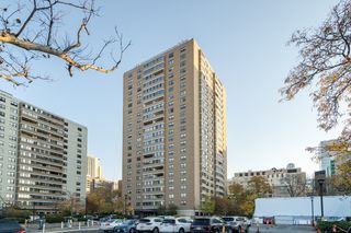 8 Whittier Place 4J, Boston, MA 02114