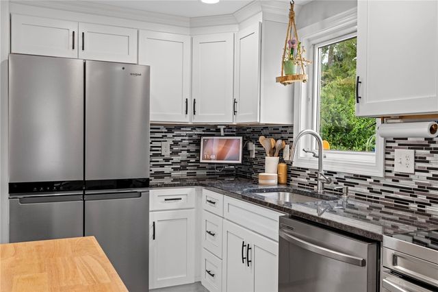 198 Holland Street, Cranston, RI 02920