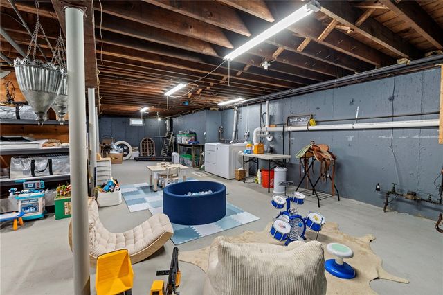198 Holland Street, Cranston, RI 02920