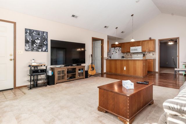 6072 Warbling Lane, 28, Westerville, OH 43081