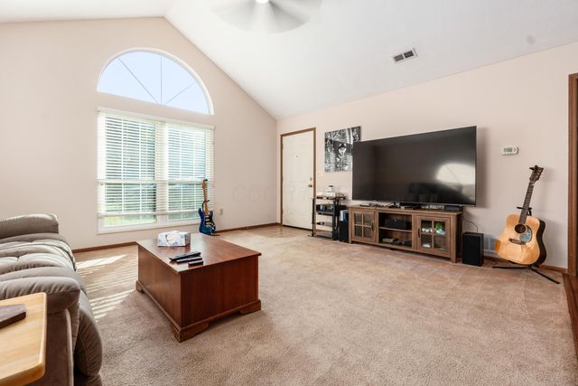 6072 Warbling Lane, 28, Westerville, OH 43081