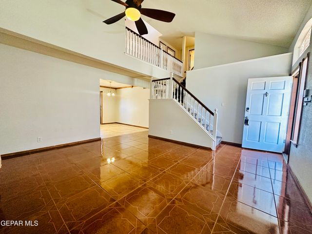 11001 Essex Falls Lane, El Paso, TX 79934