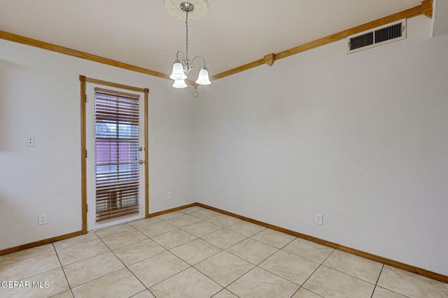 11001 Essex Falls Lane, El Paso, TX 79934