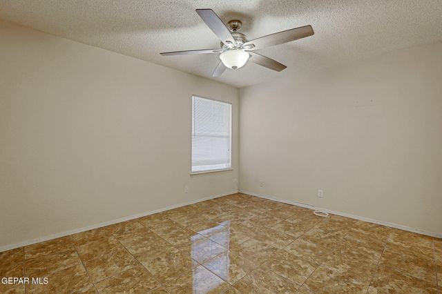 11001 Essex Falls Lane, El Paso, TX 79934
