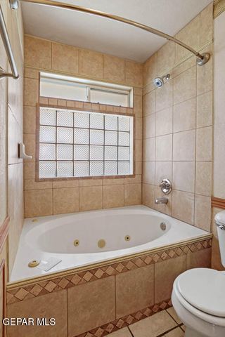 11001 Essex Falls Lane, El Paso, TX 79934