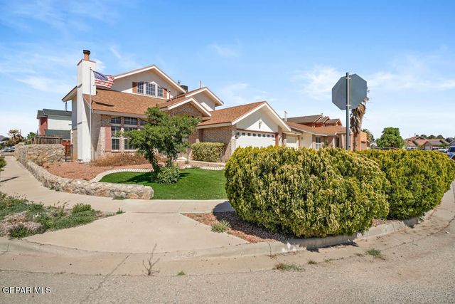 11001 Essex Falls Lane, El Paso, TX 79934
