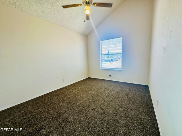 11001 Essex Falls Lane, El Paso, TX 79934