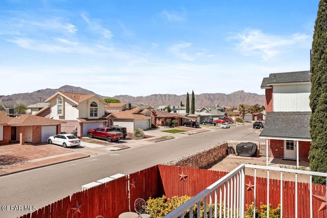 11001 Essex Falls Lane, El Paso, TX 79934